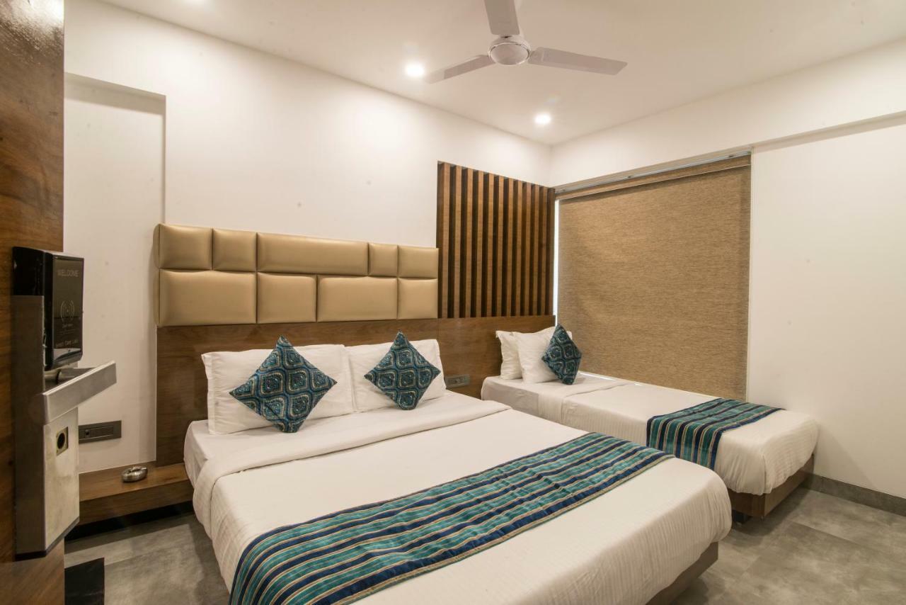 Hotel Wego Mumbai Exterior photo